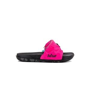 NWT Offcourt Slide in Hyper Pink, White, Black and Copa size 7